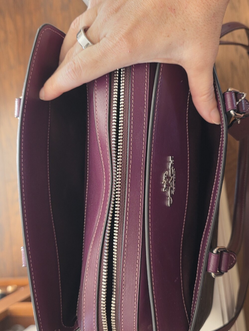 Coach Purse - Picture 5 of 9